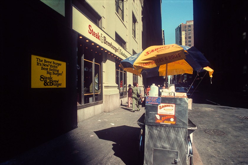 NYC_1982_36_LR