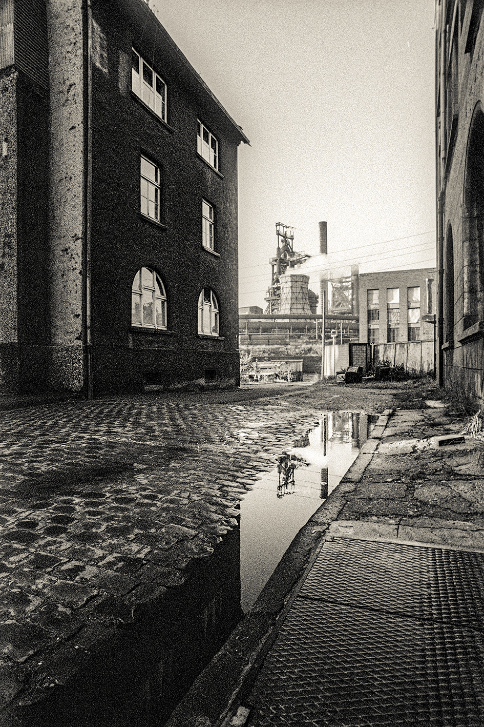 Duisburg Bruckhausen an der Kaiser-Wilhelm-Straße 1978 © 2019 k.enderlein FOTOGRAFIE